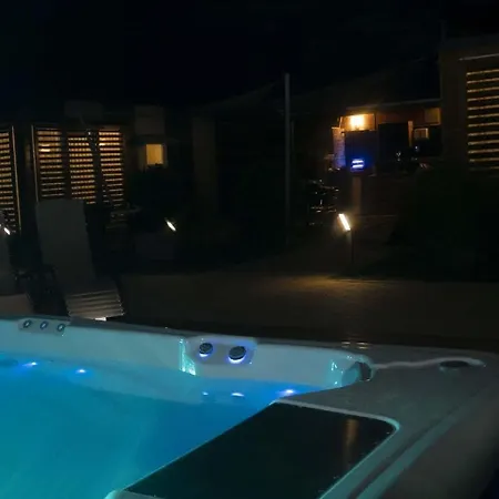 Pensionat Corner Wellness Püspökladány