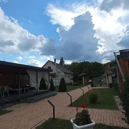 Corner Wellness Guest house Puspokladany