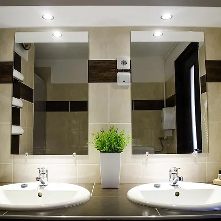 Corner Wellness 4* Püspökladány