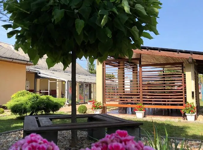Corner Wellness Affittacamere 4*